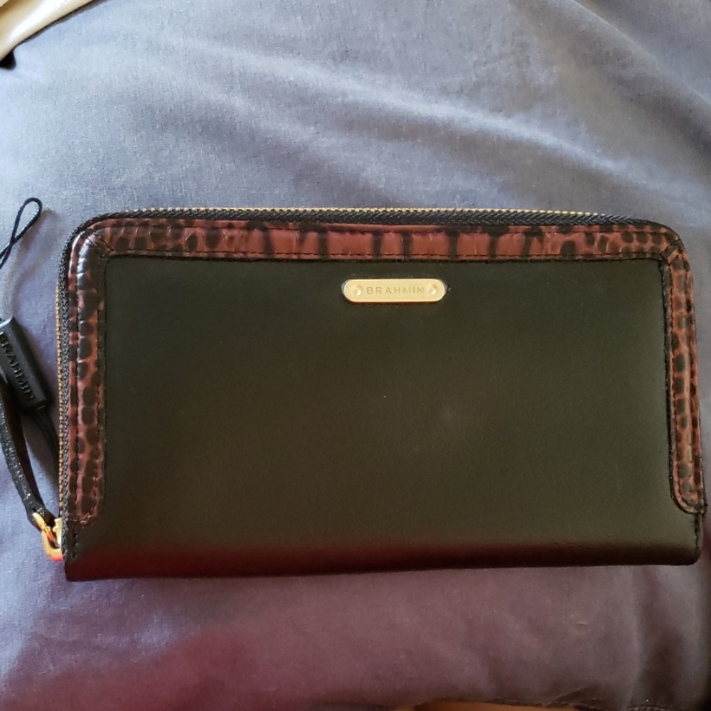 Brahmin Suri zippered wallet NEW